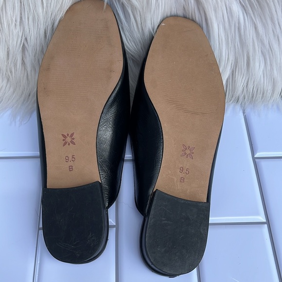 BCBGeneration Susanna Cherry Embellished Mule/Clogs/Shoes SZ 9.5B nwot - Picture 7 of 13